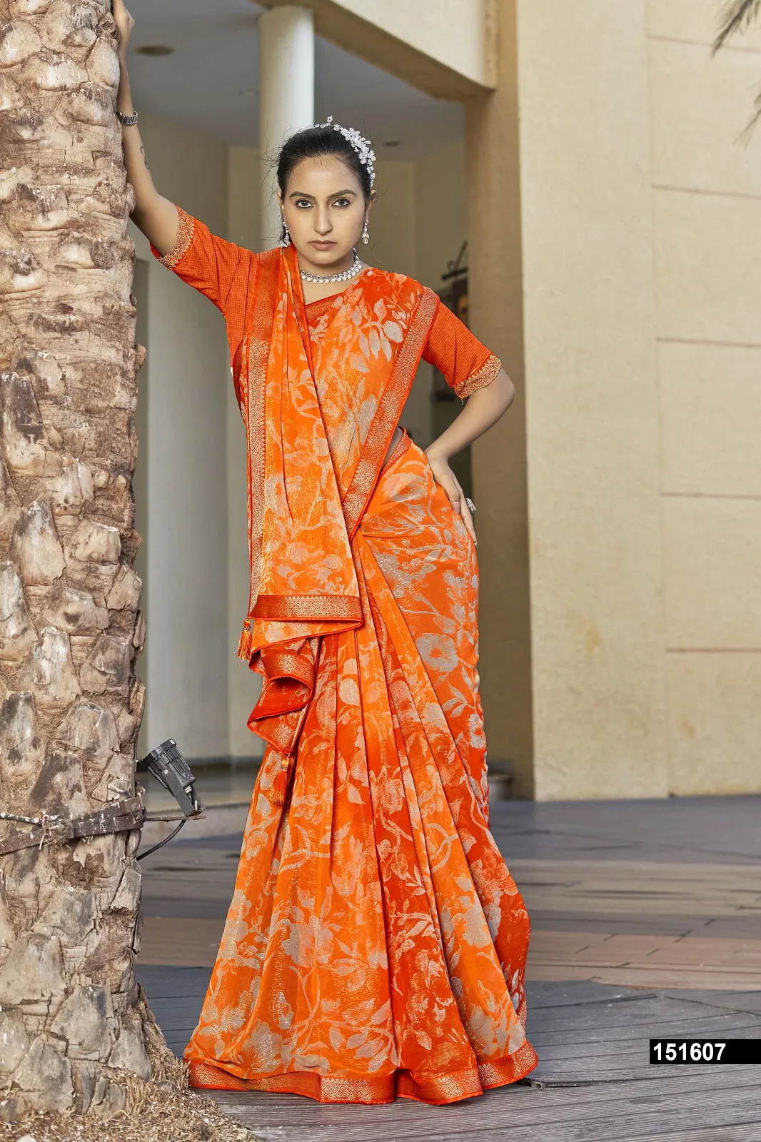 Vikanshi By Vallabhi Chiffon Floral Printed Daily Wear Saree Wholsale Online